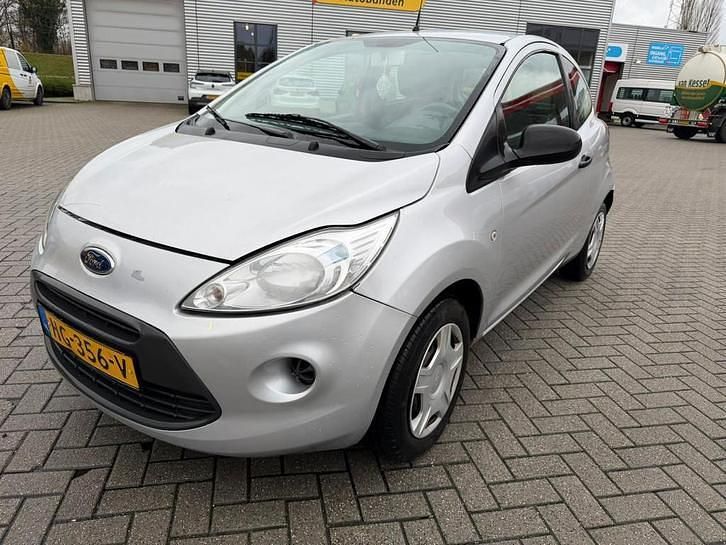 Grijs Gebruikt 2010 Ford Ka Cool & Sound Edition Hatchback | € 1.950 (Eerlijke prijs) - Afbeelding 1/4