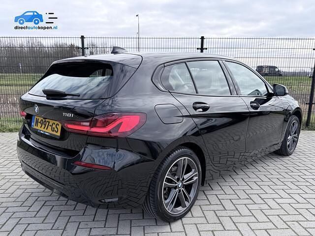 Occasion BMW 118 Sport Line 136 PK (100 kW) 2021 Zwart Hatchback