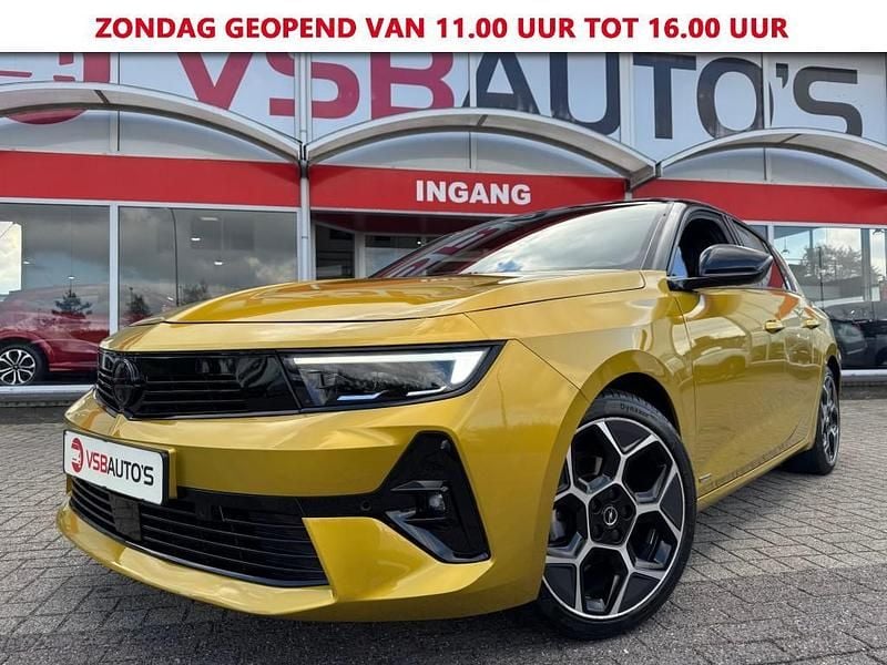 Goud Gebruikt 2022 Opel Astra Ultimate Hatchback | € 20.750 (Super prijs) - Afbeelding 1/4