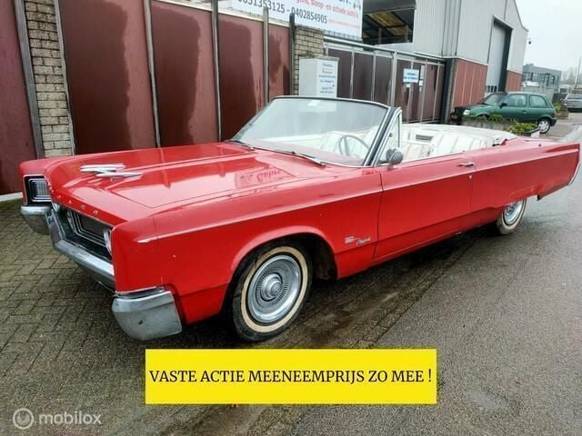 Rood Gebruikt 1967 Chrysler Newport Cabriolet | € 7.950 - Afbeelding 1/4