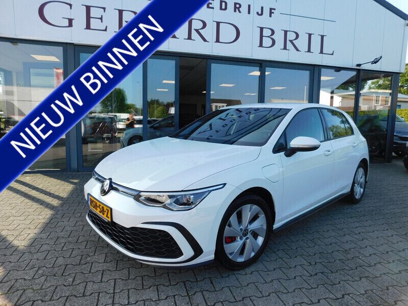 Wit Gebruikt 2021 VW Golf VIII GTE Hatchback | € 23.900 (Super prijs) - Afbeelding 1/4