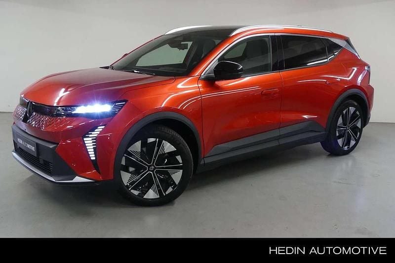 Rood Occasion 2025 Renault Scenic E-Tech Komfort SUV | € 39.900 (Eerlijke prijs) - Afbeelding 1/4