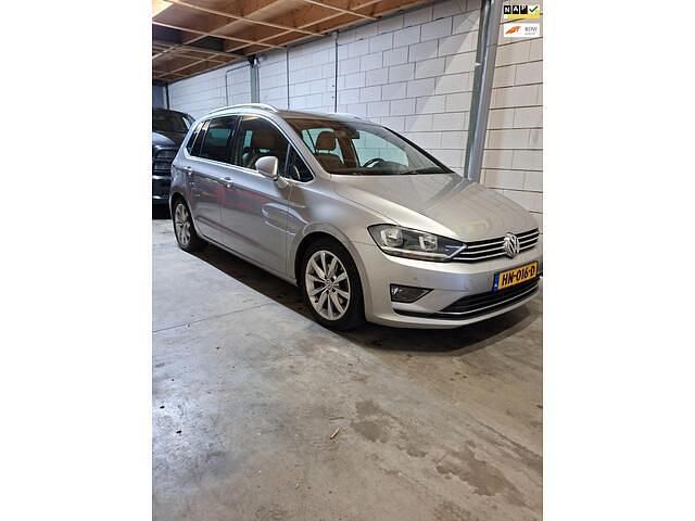 Grijs Occasion 2016 VW Golf Sportsvan Edition MPV | € 7.750 (Eerlijke prijs) - Afbeelding 1/4