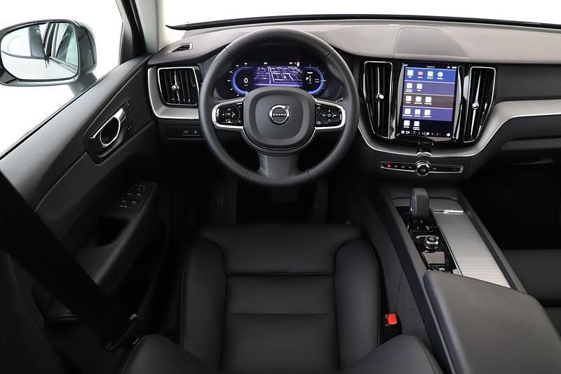 Occasion Volvo XC60 Plus 350 PK (257 kW) 2025 Zwart SUV