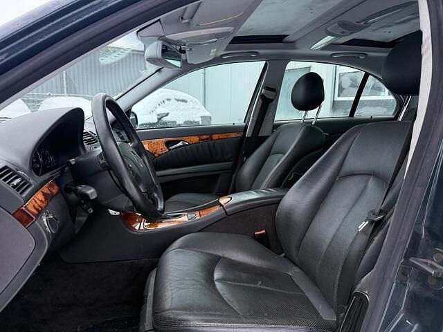 Occasion Mercedes E200 Elegance 306 PK (225 kW) 2002 Zwart Sedan