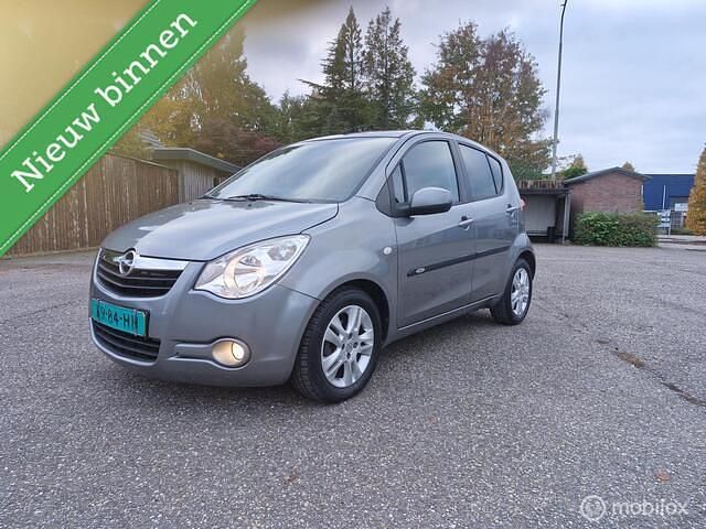 Grijs Occasion 2011 Opel Agila Edition Hatchback | € 1.999 (Goede deal) - Afbeelding 1/4