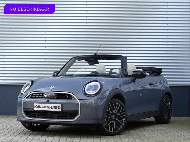 Grijs Occasion 2025 Mini Cooper S Cabriolet Favoured Cabriolet | € 49.875 (Eerlijke prijs) - Afbeelding 1/4