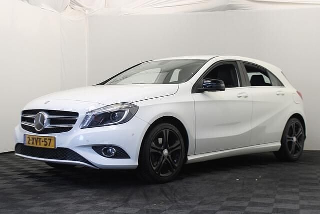 Wit Gebruikt 2012 Mercedes A200 Ambition Hatchback | € 8.999 (Eerlijke prijs) - Afbeelding 1/4