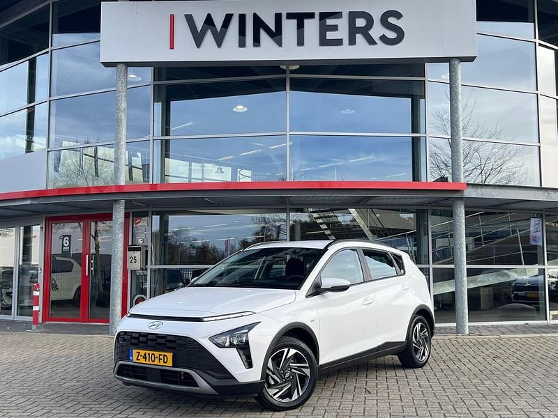 Wit Gebruikt 2024 Hyundai Bayon Comfort SUV | € 22.920 (Eerlijke prijs) - Afbeelding 1/4