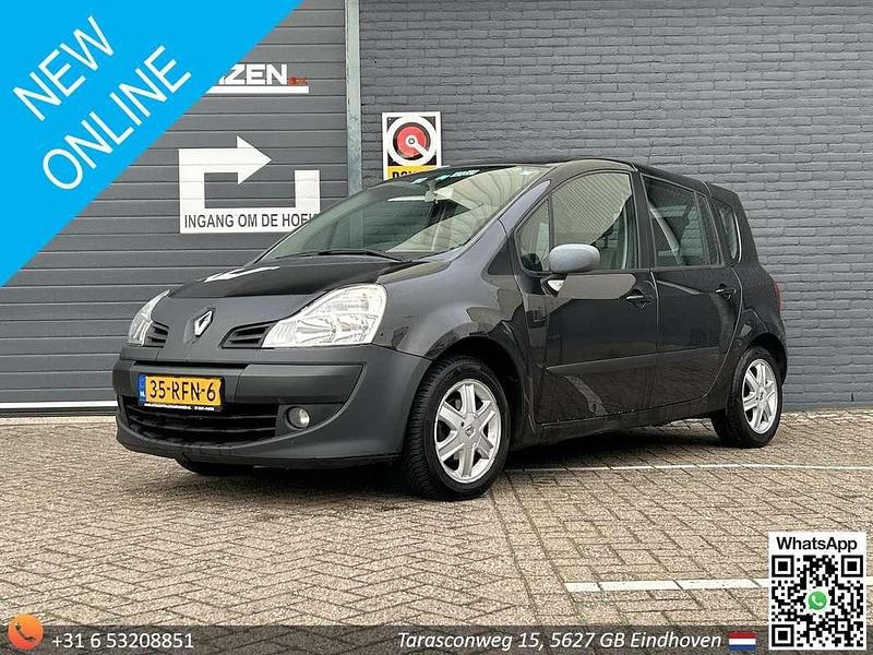 Zwart Gebruikt 2010 Renault Grand Modus Dynamique MPV | € 1.850 - Afbeelding 1/4