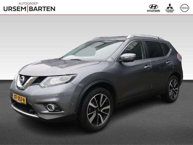 Grijs Gebruikt 2015 Nissan X-Trail Tekna SUV | € 16.230 (Eerlijke prijs) - Afbeelding 1/4
