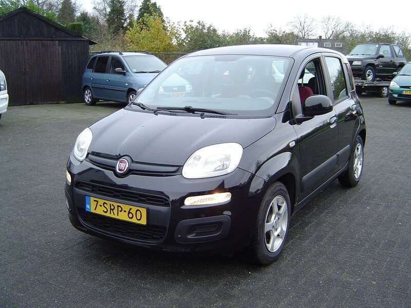 Zwart Gebruikt 2013 Fiat Panda Hatchback | € 4.490 (Iets duurder) - Afbeelding 1/4