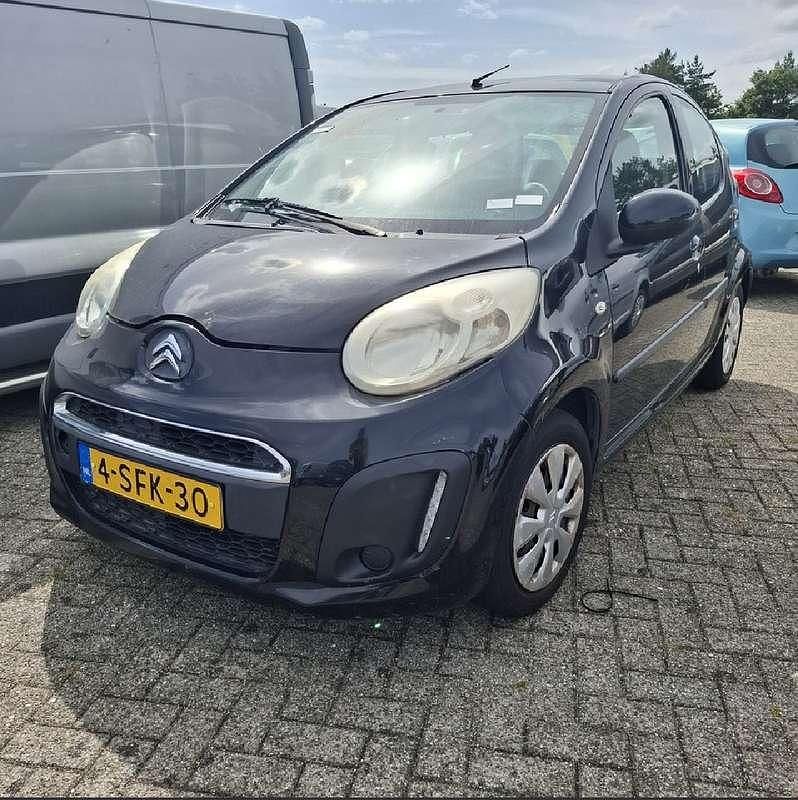 Zwart Gebruikt 2013 Citroën C1 Hatchback | € 2.300 (Goede deal) - Afbeelding 1/4