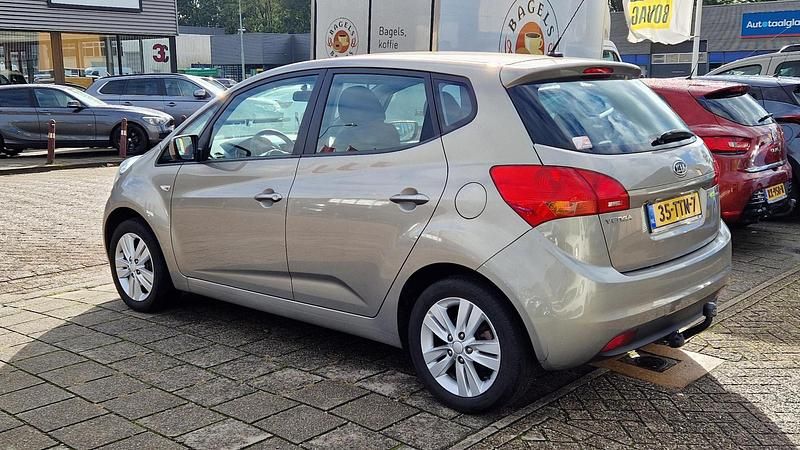 Occasion Kia Venga Plus 90 PK (66 kW) 2012 Grijs Hatchback