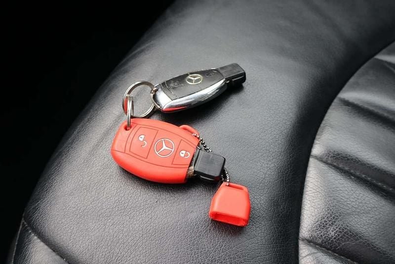 Occasion Mercedes E220 Elegance 170 PK (125 kW) 2007 Blauw Stationwagen