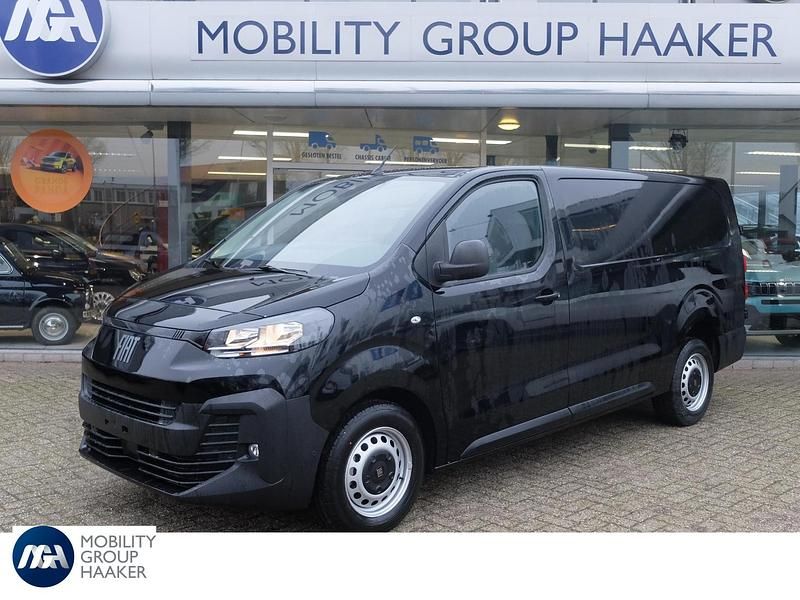 Zwart Nieuw 2024 Fiat Scudo S MPV | € 29.945 - Afbeelding 1/4
