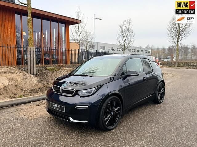 Blauw Occasion 2022 BMW i3 Comfort Edition Hatchback | € 23.950 (Eerlijke prijs) - Afbeelding 1/4