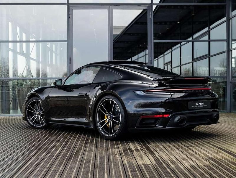 Occasion Porsche 992 650 PK (478 kW) 2023 Zwart Coupé