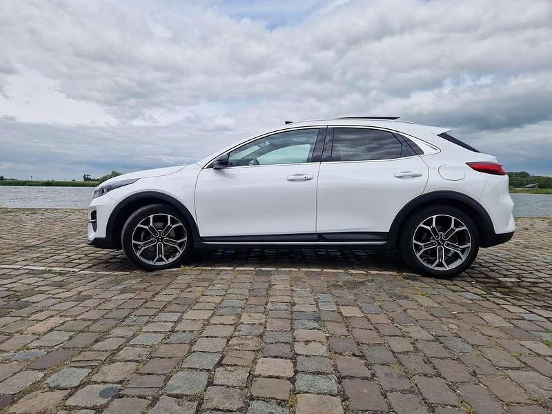 Wit Gebruikt 2019 Kia XCeed SUV | € 17.750 (Eerlijke prijs) - Afbeelding 1/4