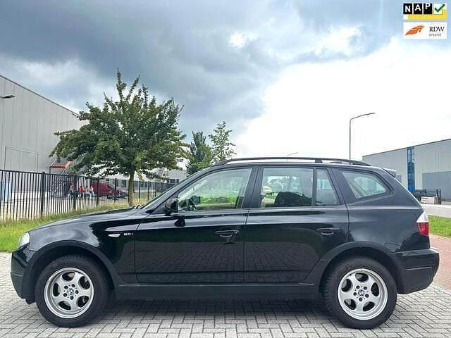 Zwart Gebruikt 2006 BMW X3 Basis SUV | € 4.945 (Super prijs) - Afbeelding 1/4