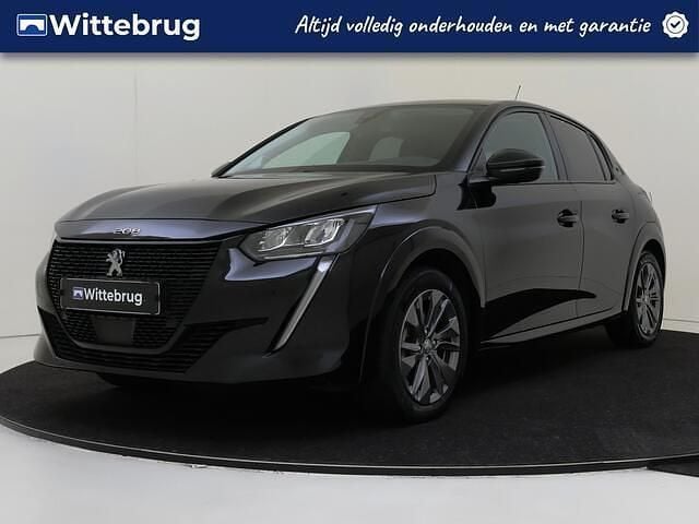 Zwart Gebruikt 2020 Peugeot e-208 Allure Hatchback | € 13.925 (Super prijs) - Afbeelding 1/3