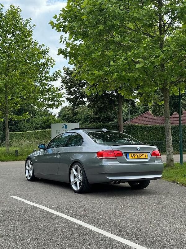 Occasion BMW 330 Executive 272 PK (200 kW) 2007 Grijs Coupé