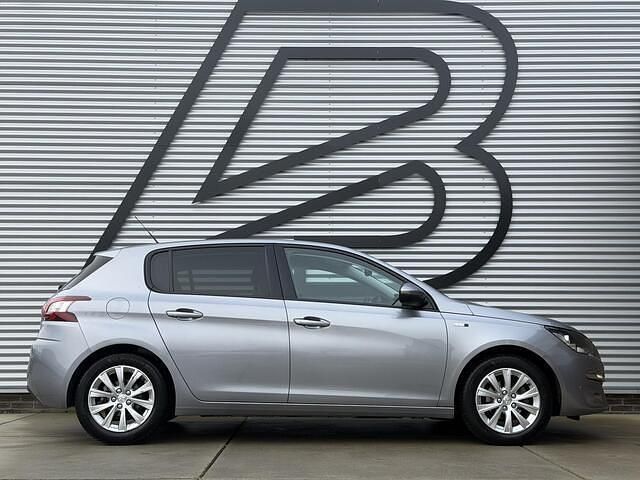 Occasion Peugeot 308 Style 110 PK (80 kW) 2017 Grijs Hatchback