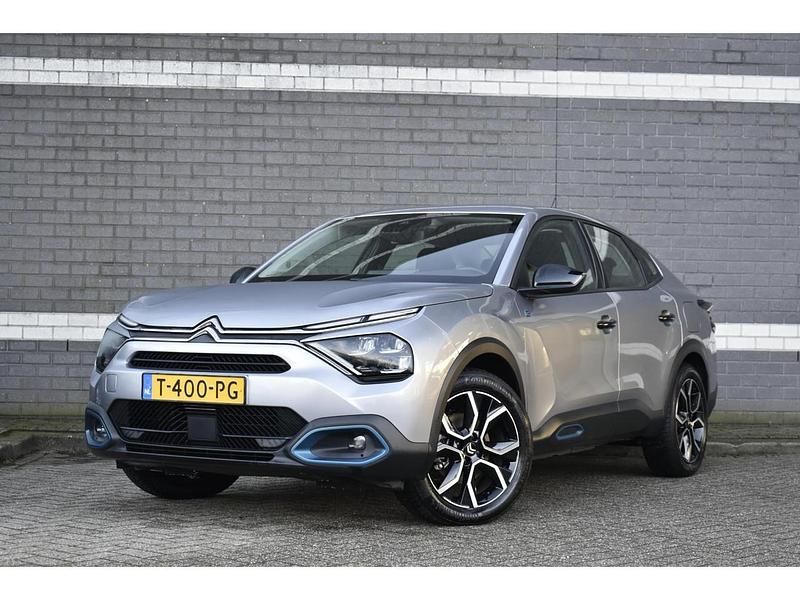 Grijs Gebruikt 2023 Citroën e-C4 Feel Sedan | € 19.745 (Goede deal) - Afbeelding 1/1