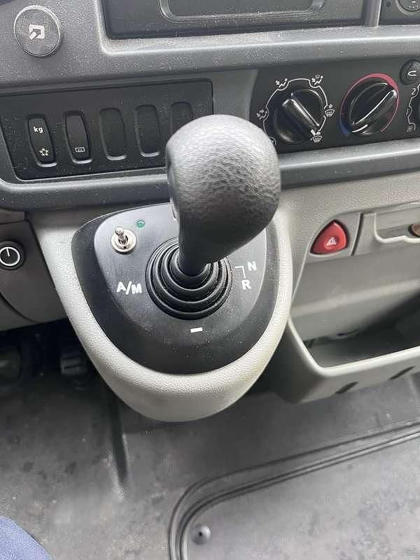 Gebruikt 2010 Renault Master MPV | € 2.000 (Super prijs) - Afbeelding 1/4