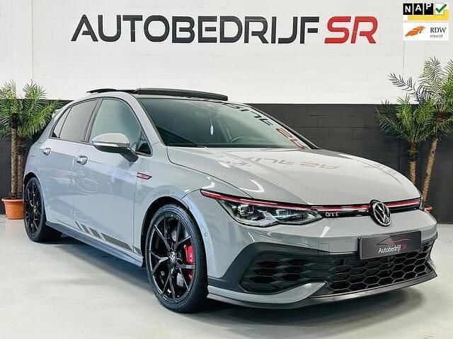 Grijs Gebruikt 2021 VW Golf VIII GTI Hatchback | € 35.950 (Goede deal) - Afbeelding 1/4