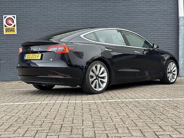 Occasion Tesla Model 3 Long Range RWD 235 kW (320 PK) 2019 Zwart Sedan