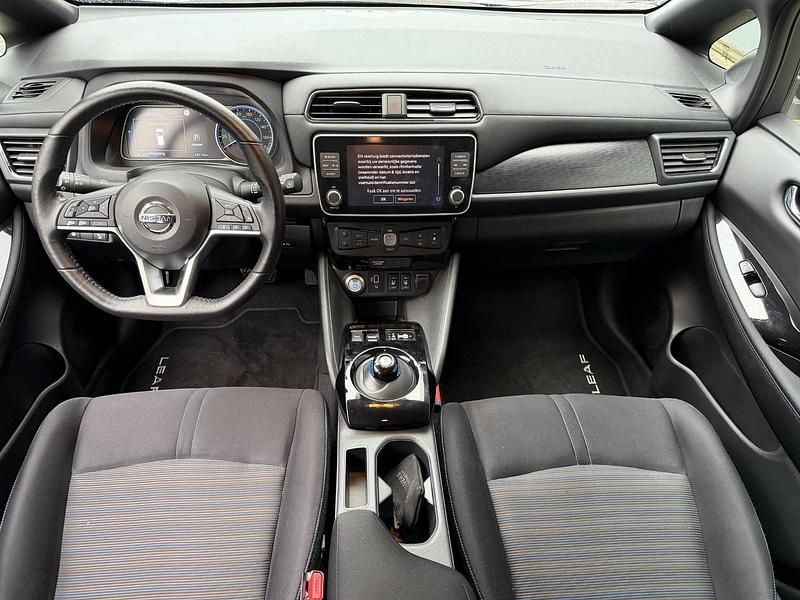 Occasion Nissan Leaf 360º 110 kW (150 PK) 2020 Grijs Hatchback
