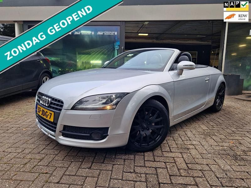 Grijs Occasion 2009 Audi TT Cabriolet | € 10.750 (Eerlijke prijs) - Afbeelding 1/4