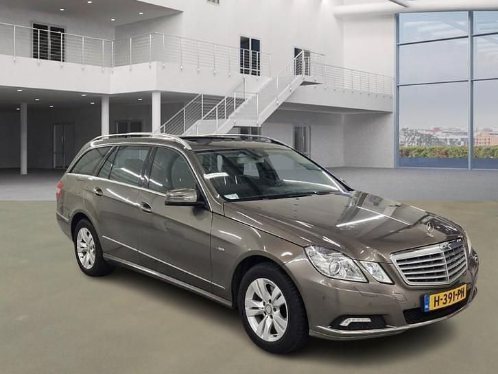 Occasion Mercedes E350 Elegance 293 PK (215 kW) 2009 Grijs (metallic) Stationwagen
