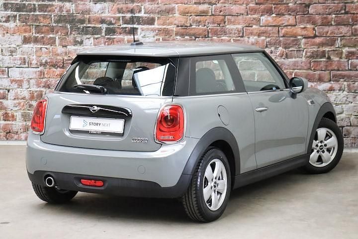 Occasion Mini Cooper Business 2021 Grijs (metallic) Hatchback