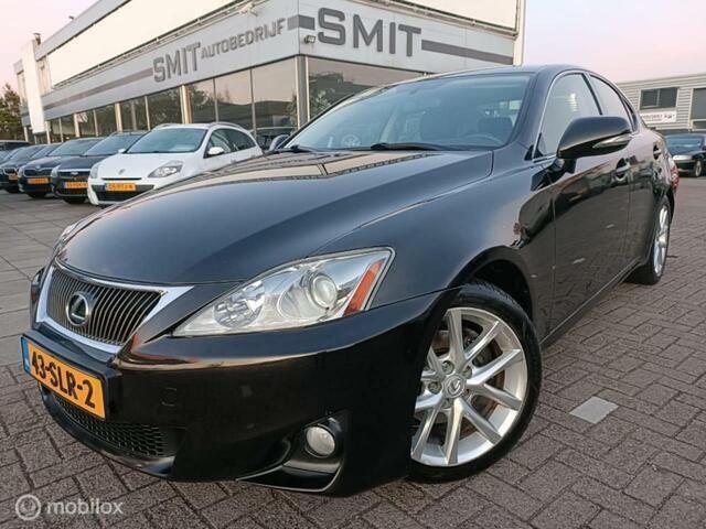 Zwart, metallic lak Gebruikt 2011 Lexus IS250 Sedan | € 10.950 (Goede deal) - Afbeelding 1/4