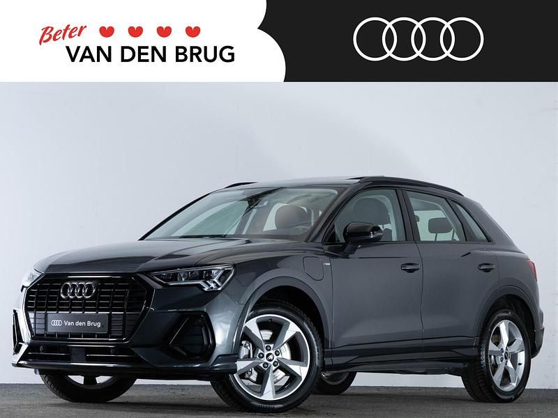 Grijs Gebruikt 2022 Audi Q3 S-Line SUV | € 36.195 (Eerlijke prijs) - Afbeelding 1/4