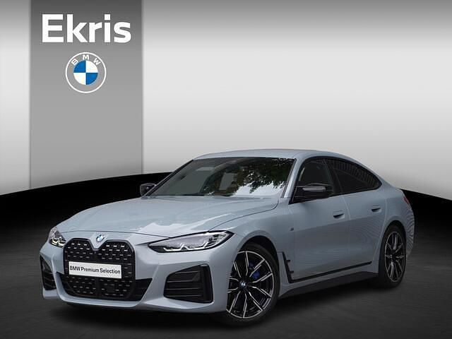 Grijs Gebruikt 2022 BMW M440 M Sport Sedan | € 59.950 (Super prijs) - Afbeelding 1/4