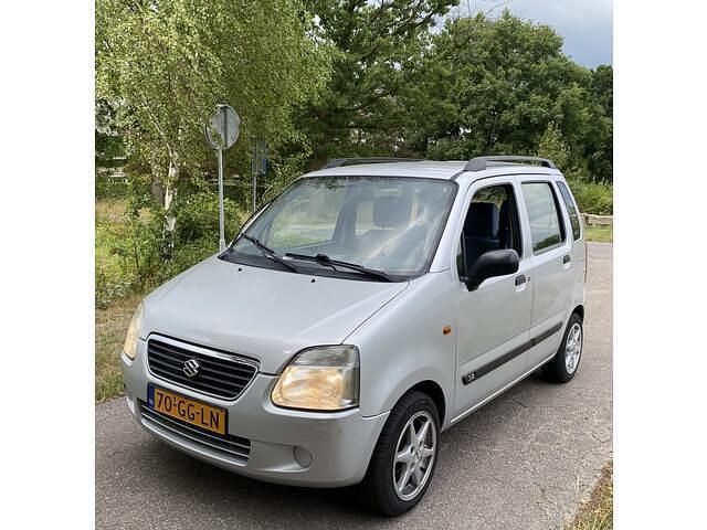 Zilver Gebruikt 2000 Suzuki Wagon R GL Hatchback | € 850 (Eerlijke prijs) - Afbeelding 1/4