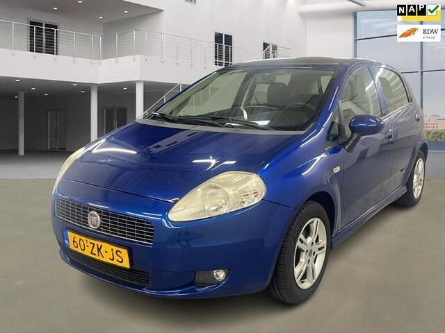 Blauw Gebruikt 2008 Fiat Grande Punto Hatchback | € 1.899 (Eerlijke prijs) - Afbeelding 1/4