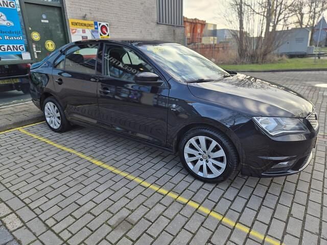Occasion Seat Toledo Style 86 PK (63 kW) 2014 Zwart Hatchback