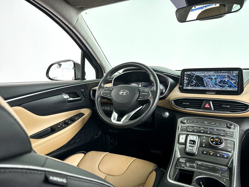 Occasion Hyundai Santa Fe Premium 266 PK (195 kW) 2024 Grijs SUV