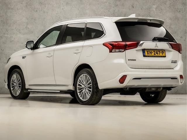Occasion Mitsubishi Outlander P-HEV 224 PK (164 kW) 2019 Wit SUV