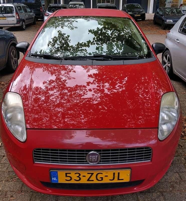 Rood Gebruikt 2008 Fiat Punto Active Hatchback | € 950 (Goede deal) - Afbeelding 1/4