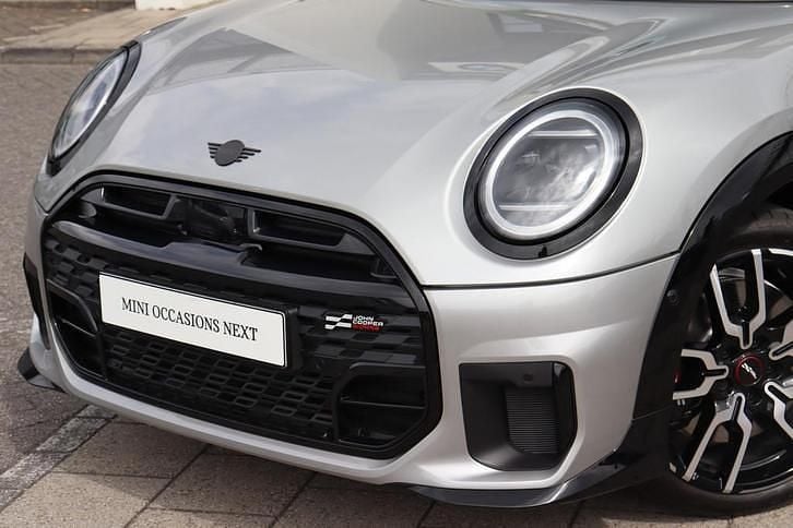 Occasion Mini John Cooper Works 204 PK (150 kW) 2025 Zilver Hatchback