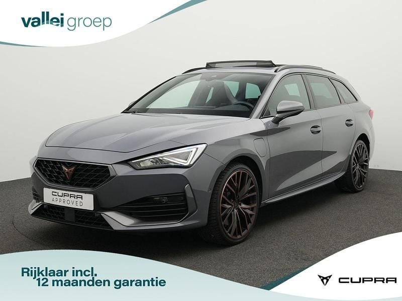 Grijs Gebruikt 2021 Cupra Leon VZ Stationwagen | € 27.900 (Eerlijke prijs) - Afbeelding 1/4