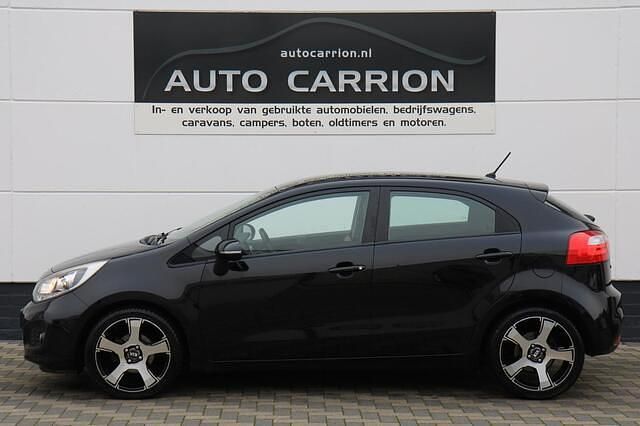 Occasion Kia Rio 86 PK (63 kW) 2011 Zwart Hatchback