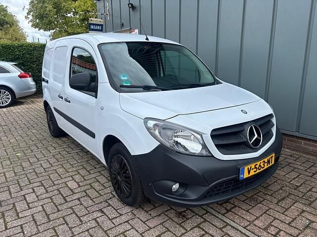 Wit Gebruikt 2014 Mercedes Citan 108 Van | € 5.250 (Goede deal) - Afbeelding 1/4