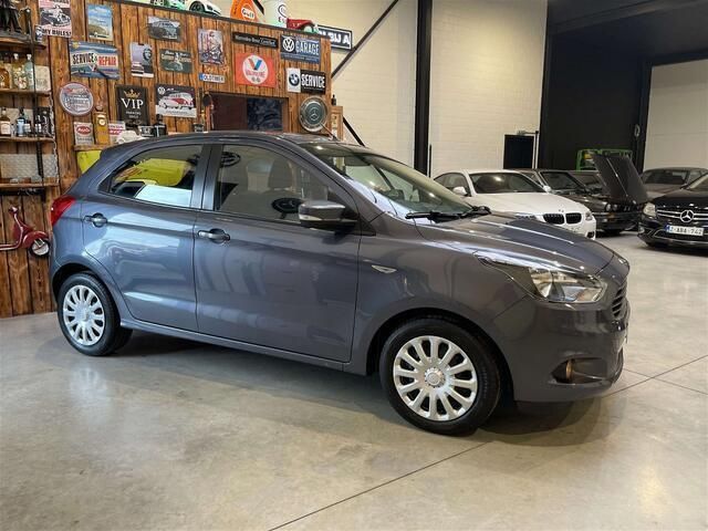 Occasion Ford Ka 2017 Grijs Hatchback