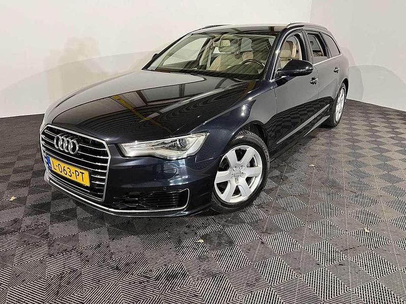 Blauw (metallic) Occasion 2016 Audi A6 Premium Stationwagen | € 10.600 (Goede deal) - Afbeelding 1/4